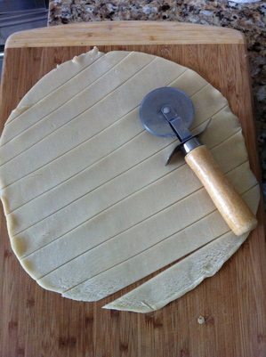 threeboys-local-food-locavorious-lattice-pie-crust-pizza-cutter